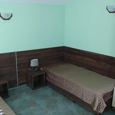 къща Pepi Guest house *